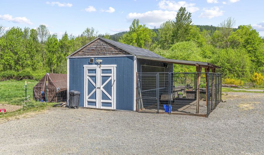 24716 NE 419TH St, Amboy, WA 98601 - 5 Beds, 3 Bath