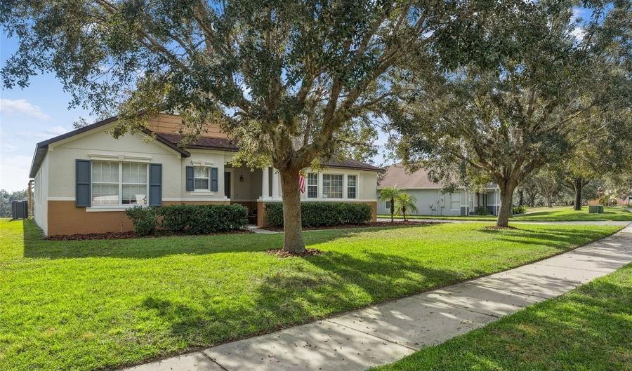 2452 BREEZY MEADOW Rd, Apopka, FL 32712 - 4 Beds, 2 Bath