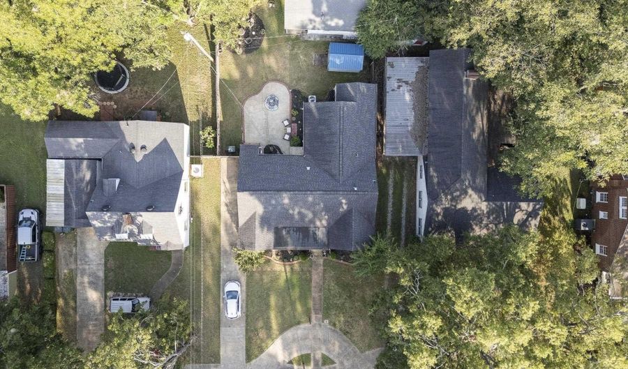404 N Madison St, Athens, AL 35611 - 3 Beds, 2 Bath