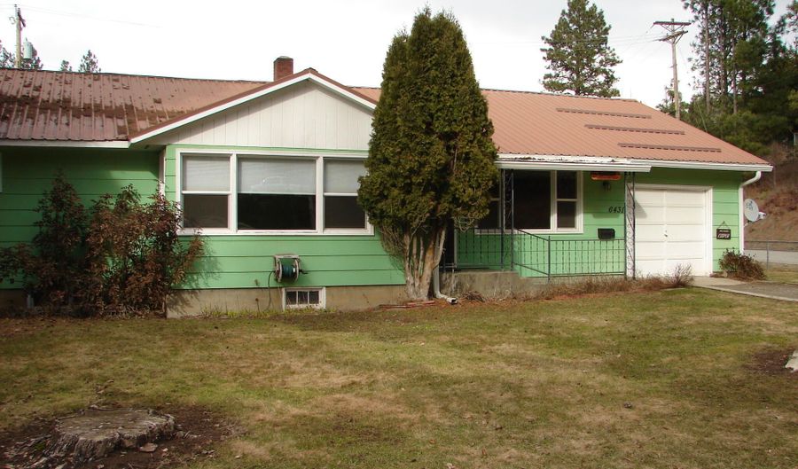 6431 Madison St, Bonners Ferry, ID 83805 - 3 Beds, 2 Bath