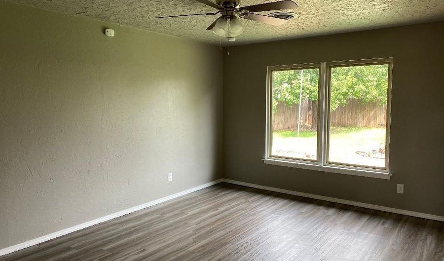 4411 SE 33RD Ave, Amarillo, TX 79103 - 3 Beds, 2 Bath
