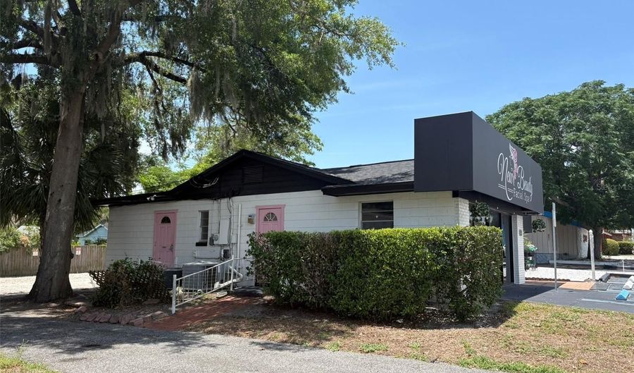 264 E ALTAMONTE Dr, Altamonte Springs, FL 32701 - 0 Beds, 0 Bath