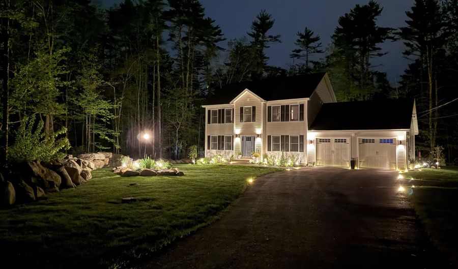 16 Stagecoach Rd, Barrington, NH 03825 - 3 Beds, 3 Bath
