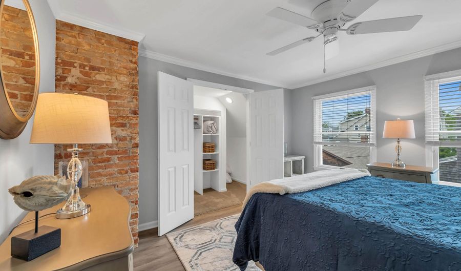 512 Main Ave #2, Bay Head, NJ 08742 - 2 Beds, 1 Bath
