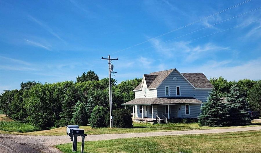 9613 County Rd 47, Bottineau, ND 58318 - 3 Beds, 2 Bath