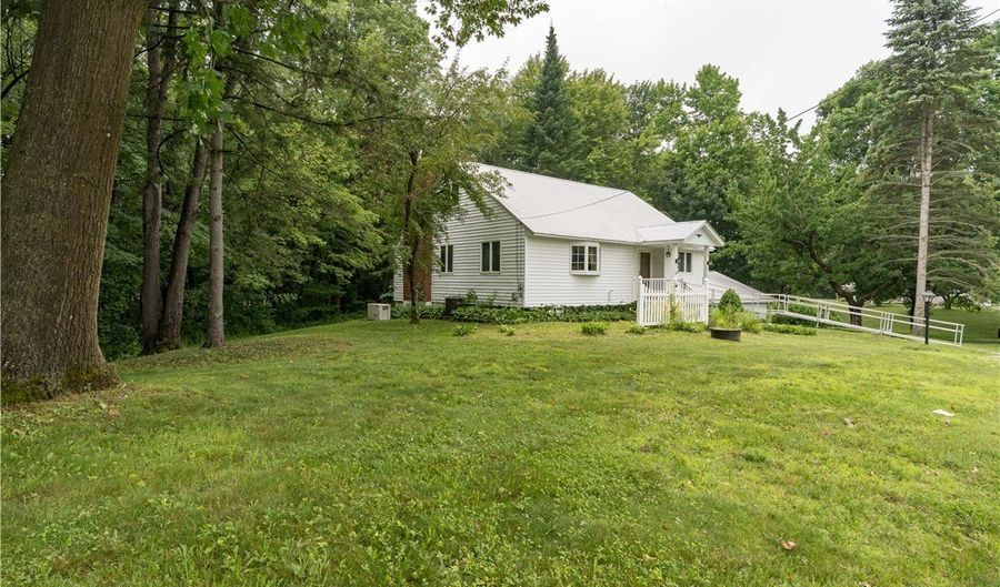 13739 North St, Adams, NY 13606 - 3 Beds, 2 Bath