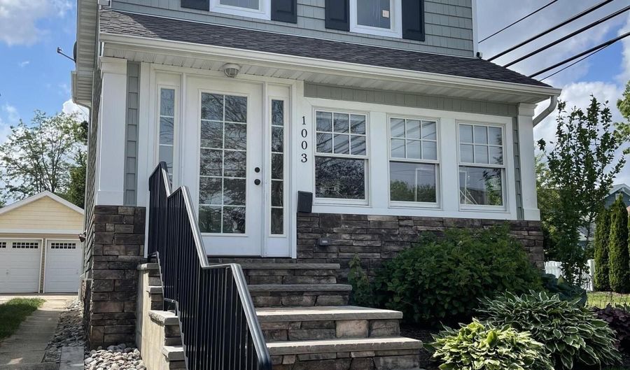 1003 C St, Belmar, NJ 07719 - 3 Beds, 2 Bath