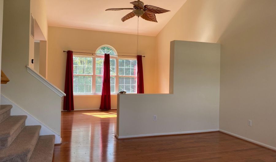 6 MAUREEN Way, Bear, DE 19701 - 3 Beds, 3 Bath