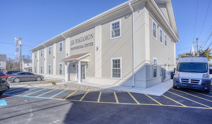 4 E LAUREL St 102, Georgetown, DE 19947 - 0 Beds, 0 Bath