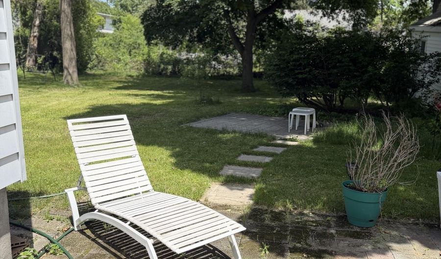 143 Sand Creek Rd, Albany, NY 12205 - 2 Beds, 1 Bath
