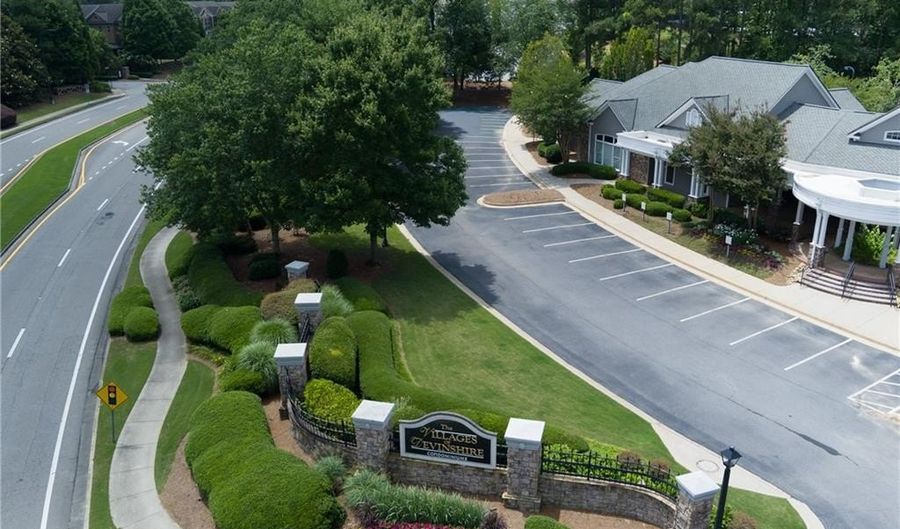 1031 Whitshire Way, Alpharetta, GA 30004 - 2 Beds, 2 Bath