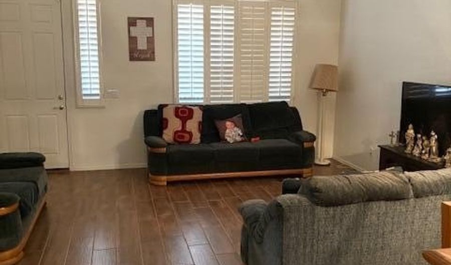 11210 W Alvarado Rd, Avondale, AZ 85392 - 4 Beds, 3 Bath