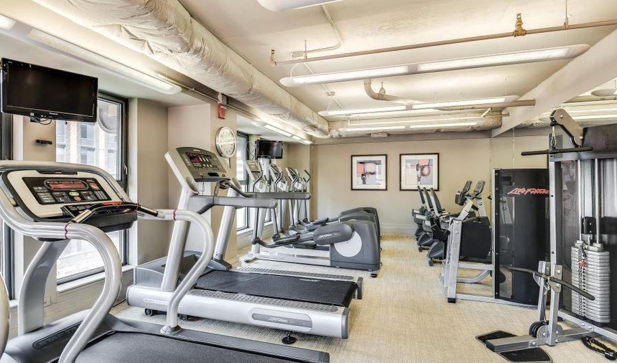 777 7TH St NW 1110, Washington, DC 20001 - 2 Beds, 2 Bath