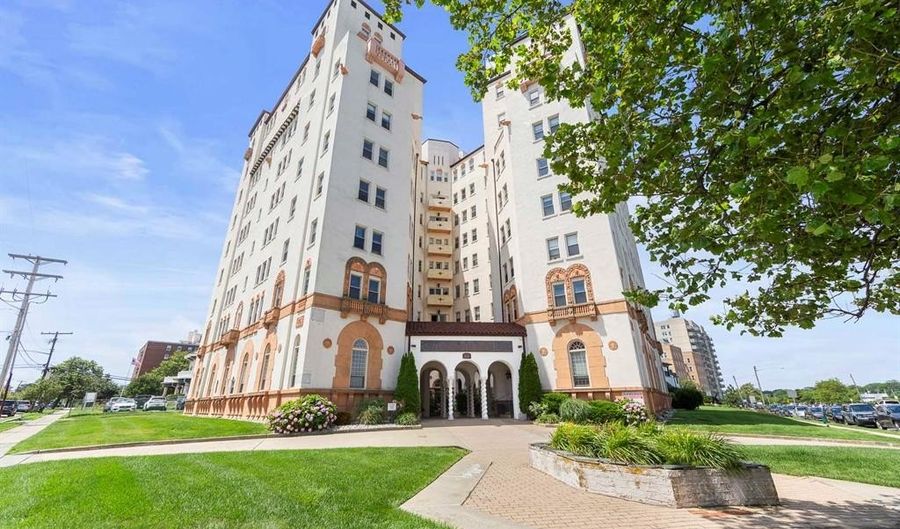400 Deal Lake Drive 7H & 7G, Asbury Park, NJ 07712 - 2 Beds, 2 Bath