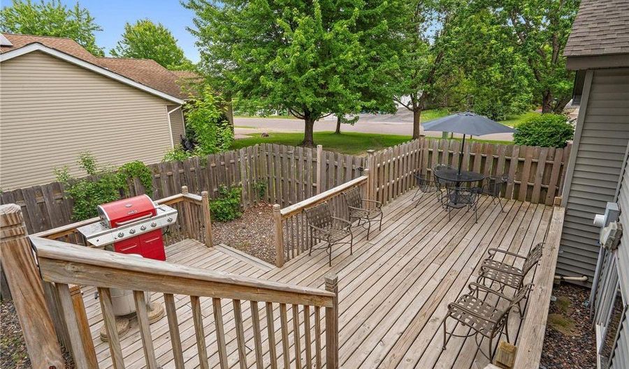10452 61st St NE, Albertville, MN 55301 - 3 Beds, 2 Bath