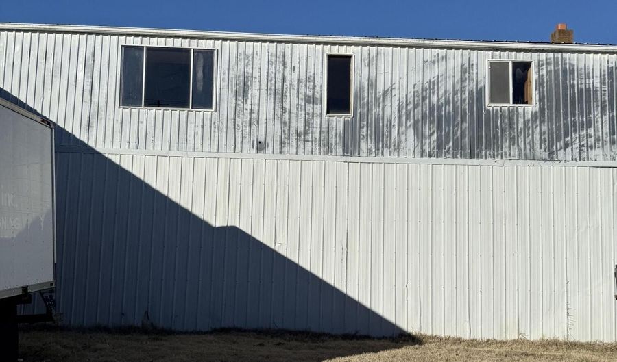 203 N Jefferson St, Ava, MO 65608 - 0 Beds, 2 Bath