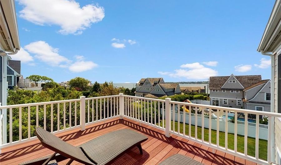 573 Wolcott Ave, Middletown, RI 02842 - 6 Beds, 3 Bath