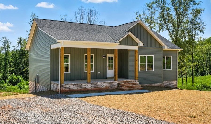 2730 Liberty Chapel Rd, Appomattox, VA 24522 - 3 Beds, 2 Bath