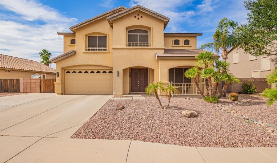 1792 E POWELL Way, Chandler, AZ 85249 - 5 Beds, 3 Bath