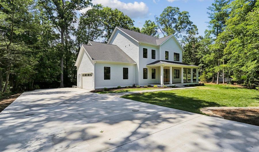 7926 BOLLING Dr, Alexandria, VA 22308 - 6 Beds, 6 Bath