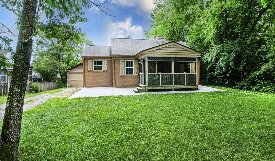 1504 Garfield St, Alcoa, TN 37701 - 2 Beds, 1 Bath