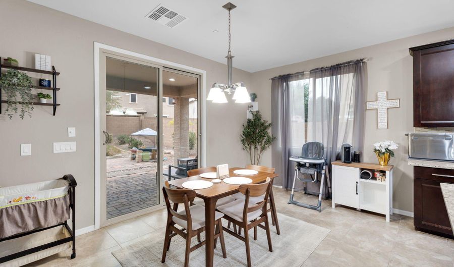 21284 W ALMERIA Rd, Buckeye, AZ 85396 - 5 Beds, 4 Bath