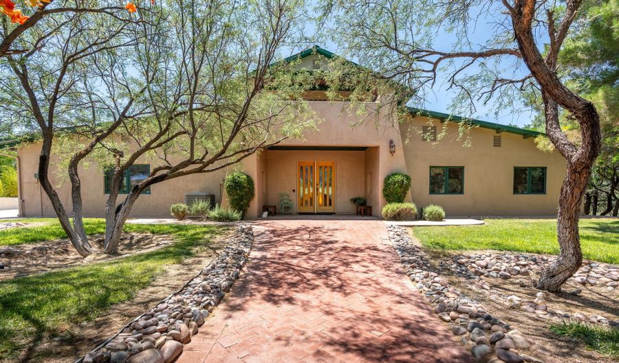 2854 S Diamond S Rd, Camp Verde, AZ 86322 - 5 Beds, 4 Bath
