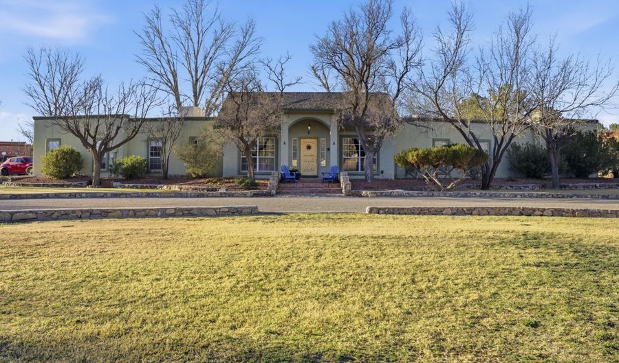1 Cielo Dorado Dr, Anthony, NM 88021 - 5 Beds, 4 Bath