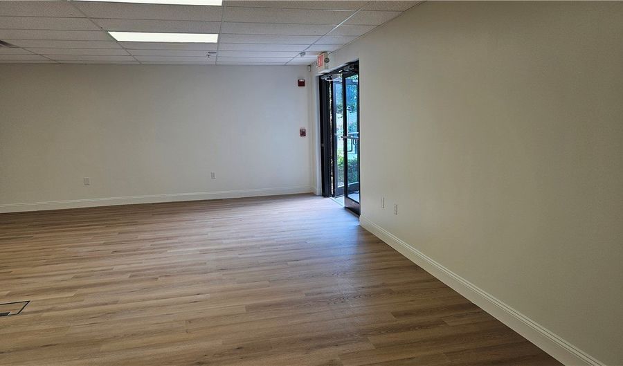 1120 S Walton Blvd 140, Bentonville, AR 72712 - 0 Beds, 0 Bath