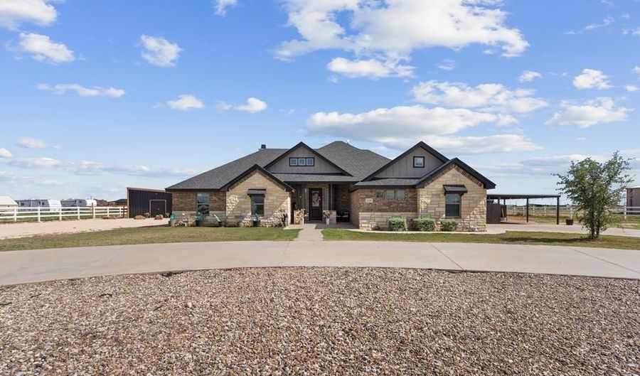 2084 SE County Rd 2450, Andrews, TX 79714 - 4 Beds, 2 Bath