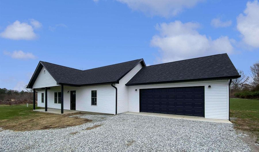 10 Trinton Ave, Bedford, IN 47421 - 3 Beds, 2 Bath