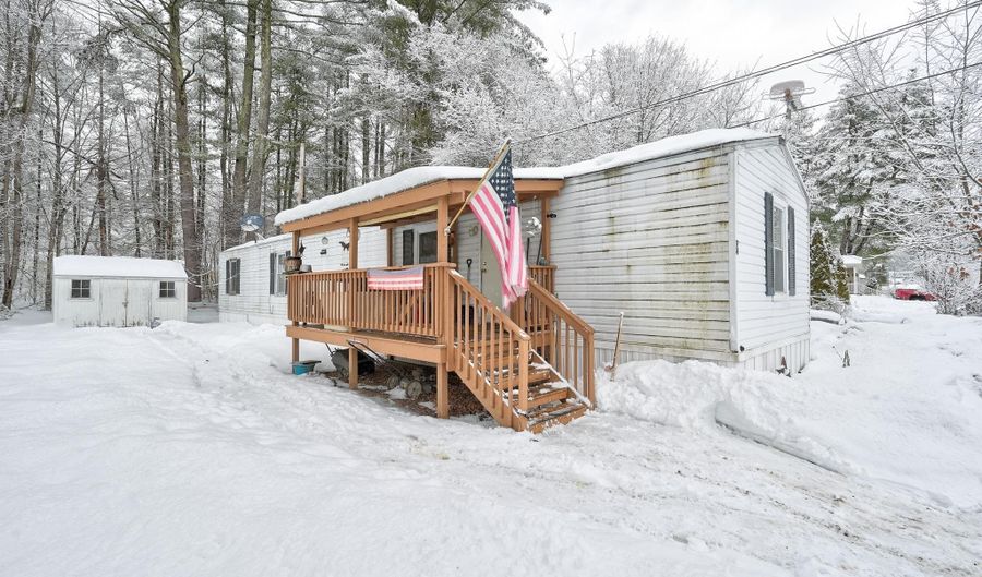 94 Lamplighter Dr, Conway, NH 03860 - 2 Beds, 1 Bath