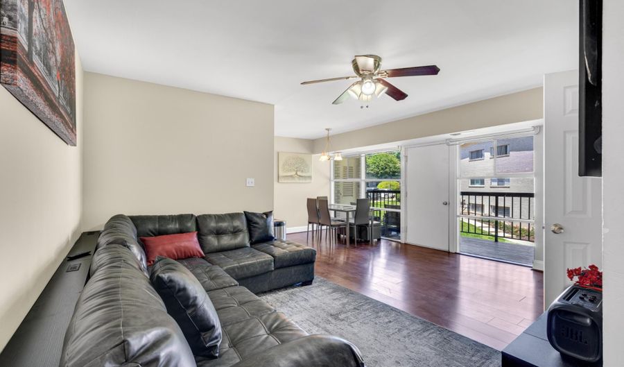 4943 AMERICANA Dr D-102, Annandale, VA 22003 - 2 Beds, 1 Bath