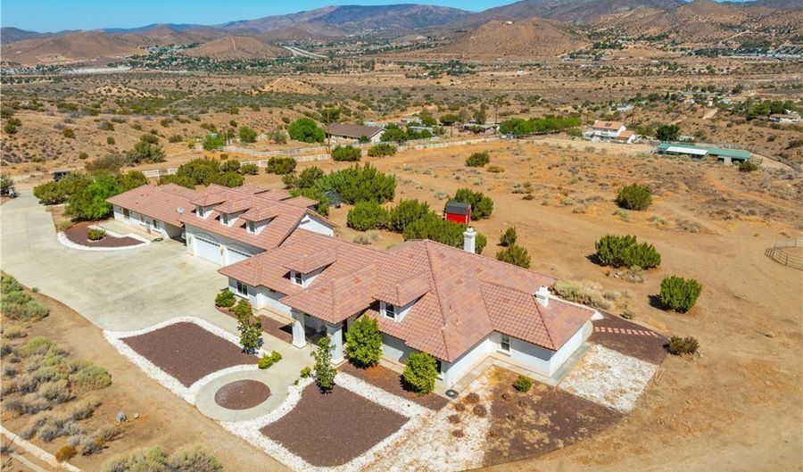 32132 Calle Del Roja, Acton, CA 93510 - 6 Beds, 4 Bath