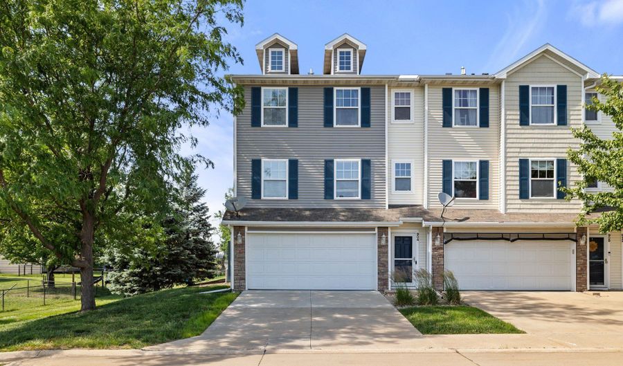 904 NE 48th Ln, Ankeny, IA 50021 - 2 Beds, 3 Bath