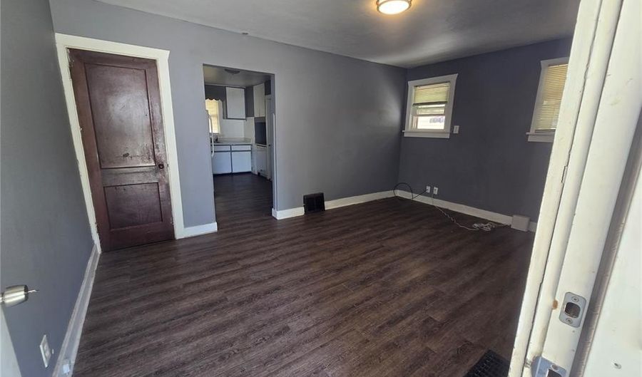 4021 Alby St, Alton, IL 62002 - 3 Beds, 2 Bath