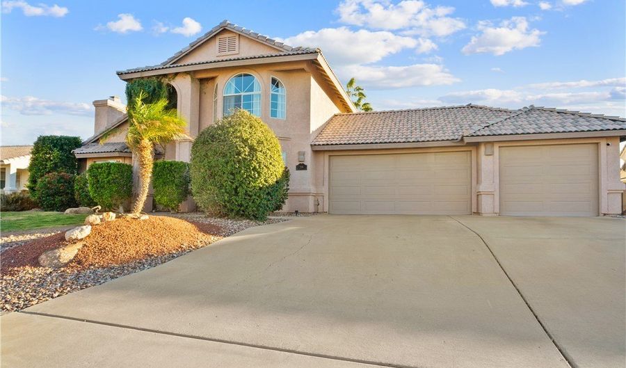 2246 Ponderosa Ln, Bullhead City, AZ 86442 - 4 Beds, 2 Bath