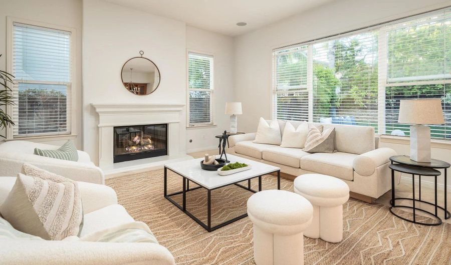 7886 Sitio Abeto, Carlsbad, CA 92009 - 4 Beds, 4 Bath