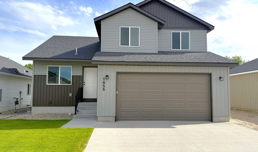 1855 Brynwood Ave, Chubbuck, ID 83202 - 3 Beds, 3 Bath