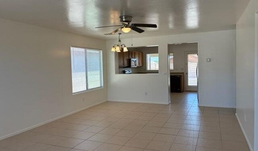 25805 W KENDALL St, Buckeye, AZ 85326 - 3 Beds, 2 Bath