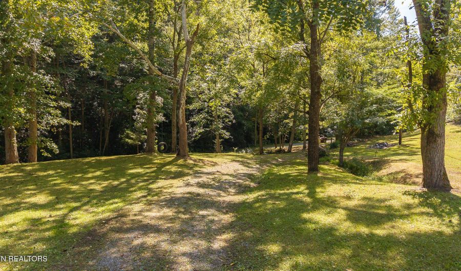 997 Miller Hollow Rd, Bean Station, TN 37708 - 3 Beds, 1 Bath