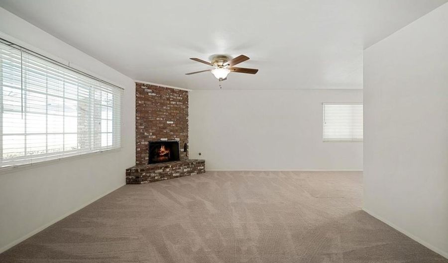 1804 David Dr, Escondido, CA 92026 - 2 Beds, 2 Bath