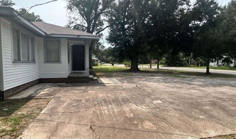 6034 Prescott Rd, Baton Rouge, LA 70805 - 3 Beds, 1 Bath