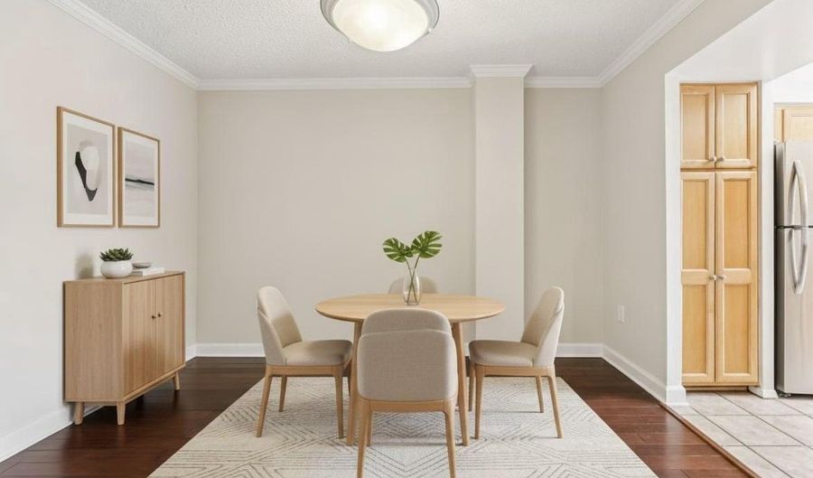 4500 S FOUR MILE RUN Dr 220, Arlington, VA 22204 - 2 Beds, 2 Bath