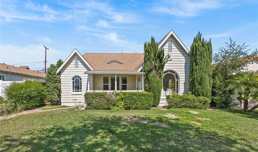 1520 S Olive Ave, Alhambra, CA 91803 - 4 Beds, 4 Bath
