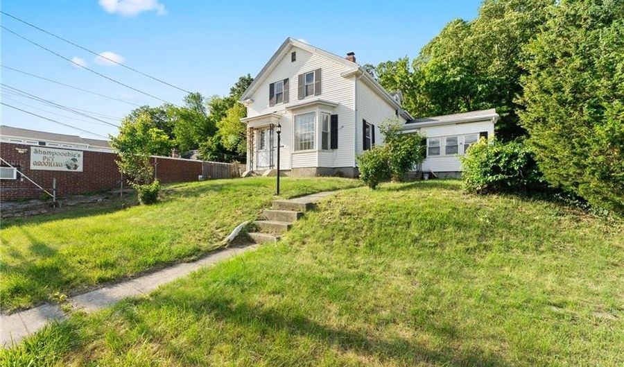 1875 Smith St, North Providence, RI 02911 - 5 Beds, 1 Bath