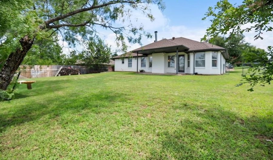 610 Pine Bluff St, Keene, TX 76031 - 3 Beds, 2 Bath