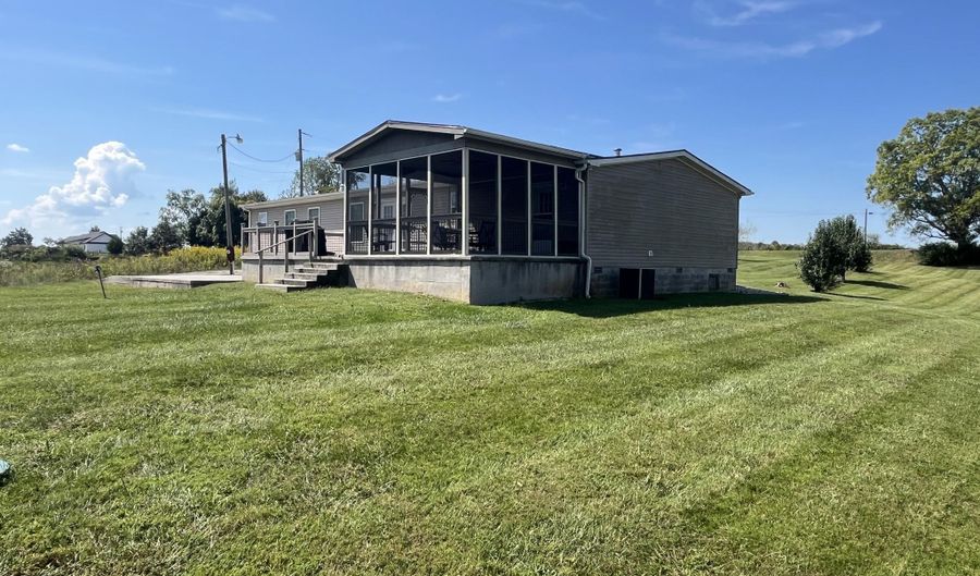 131 Martha Stockton Rd, Albany, KY 42602 - 3 Beds, 2 Bath