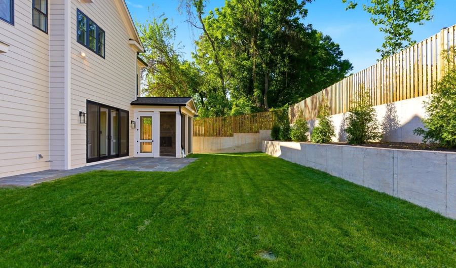7705 HOLIDAY Ter, Bethesda, MD 20817 - 5 Beds, 5 Bath