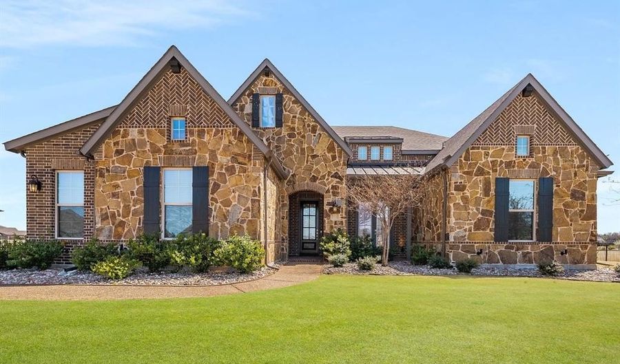 1040 Sugar Bars Dr, Lucas, TX 75002 - 4 Beds, 4 Bath